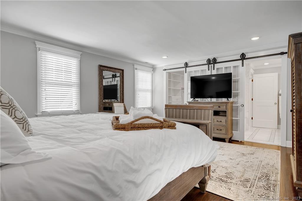 2222 Ridge Road North Haven, CT 06473 - Photo 25 of 40