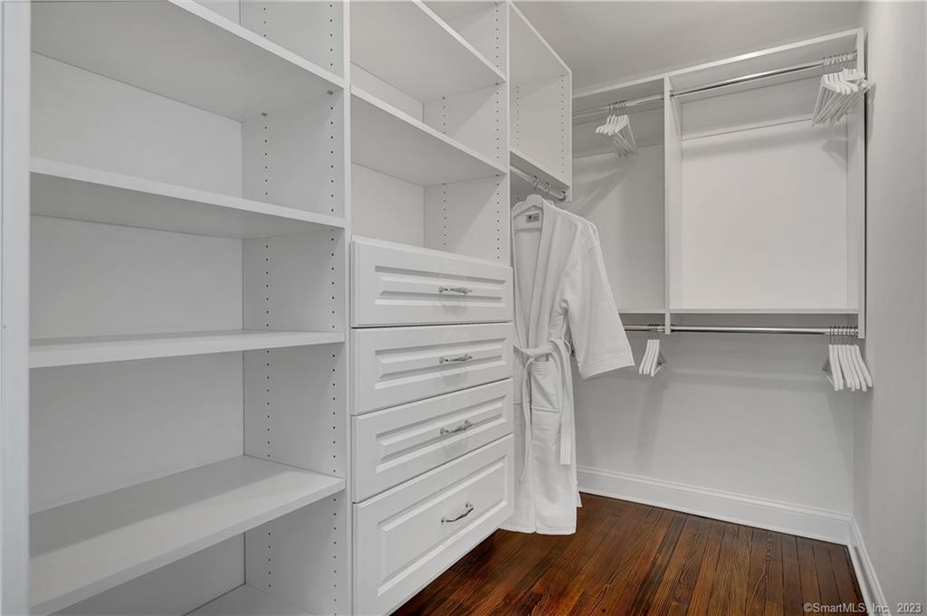 2222 Ridge Road North Haven, CT 06473 - Photo 28 of 40