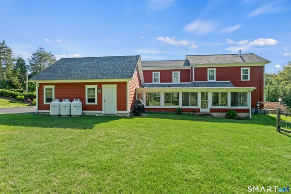 $995,000 | 2222 Ridge Road, North Haven, CT 06473