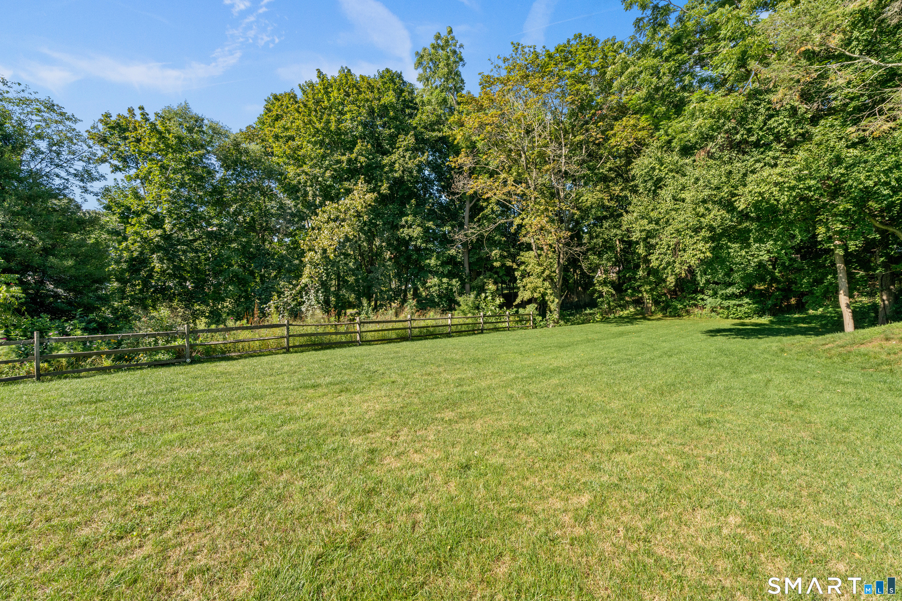 2222 Ridge Road North Haven, CT 06473 - Photo 36 of 40