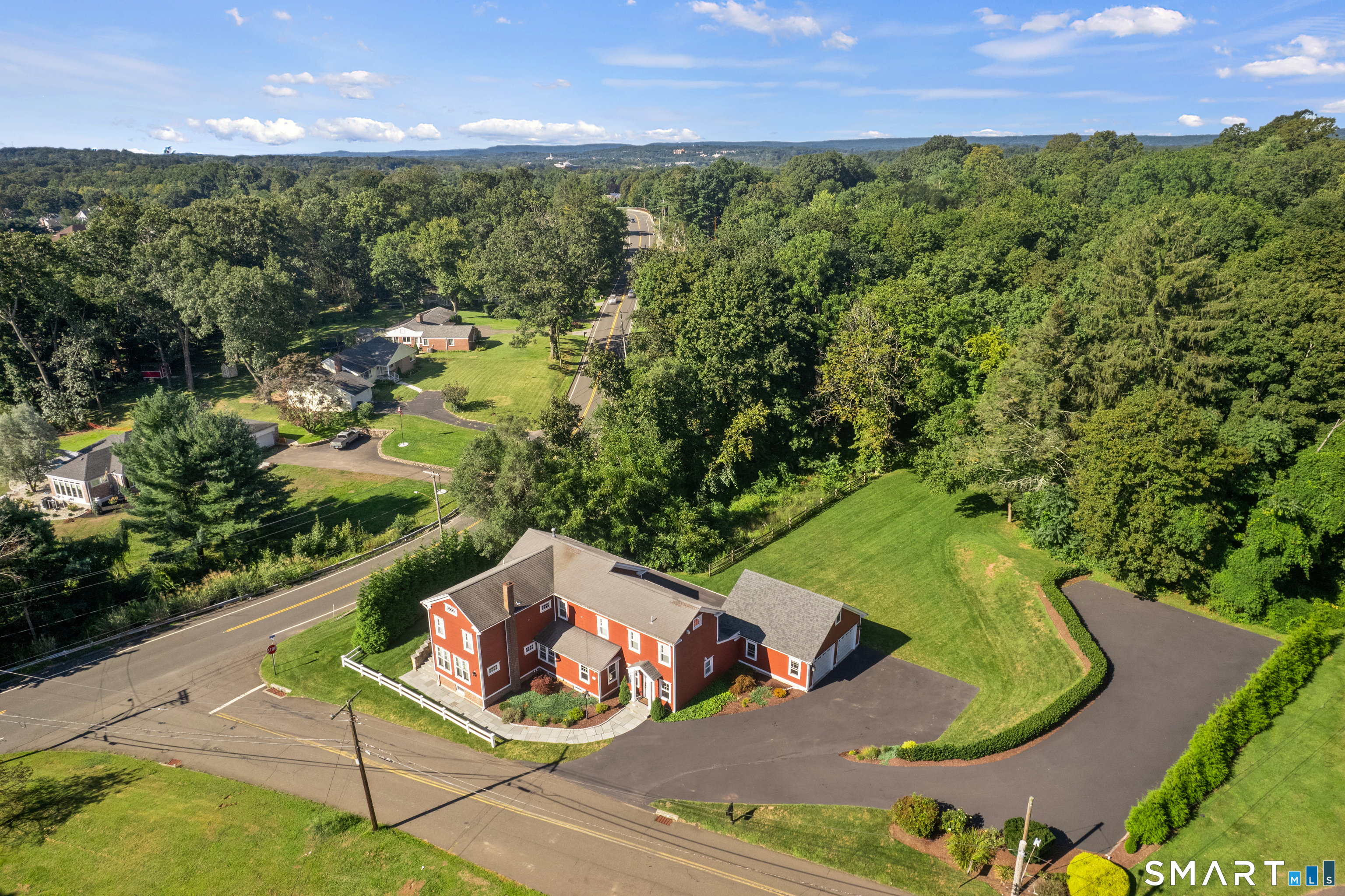 2222 Ridge Road North Haven, CT 06473 - Photo 37 of 40