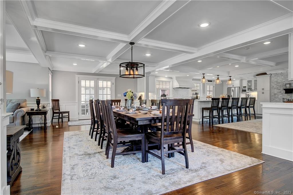 2222 Ridge Road North Haven, CT 06473 - Photo 4 of 40