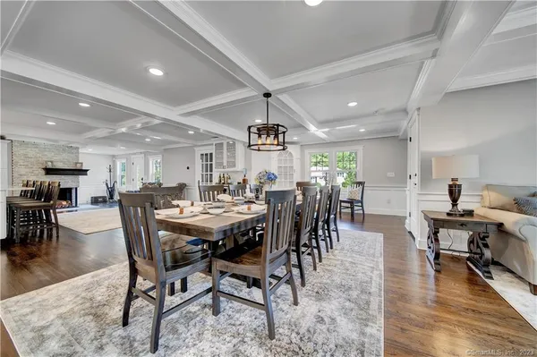 $995,000 | 2222 Ridge Road, North Haven, CT 06473