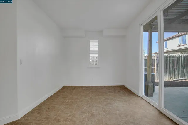 $579,000 | 1411 Granite Creek Drive, Patterson, CA 95363