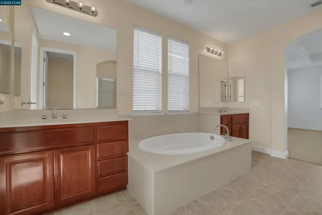 $579,000 | 1411 Granite Creek Drive, Patterson, CA 95363