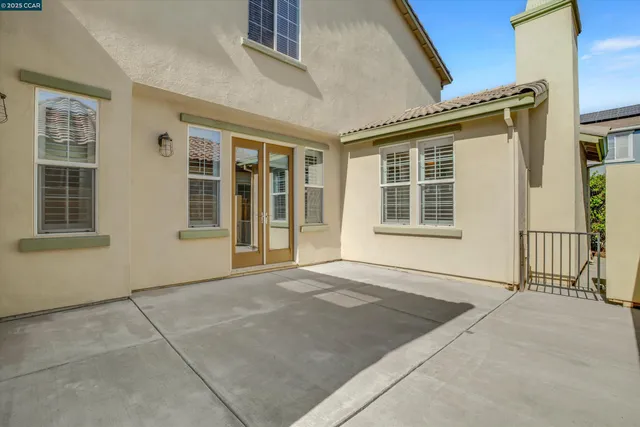 $579,000 | 1411 Granite Creek Drive, Patterson, CA 95363
