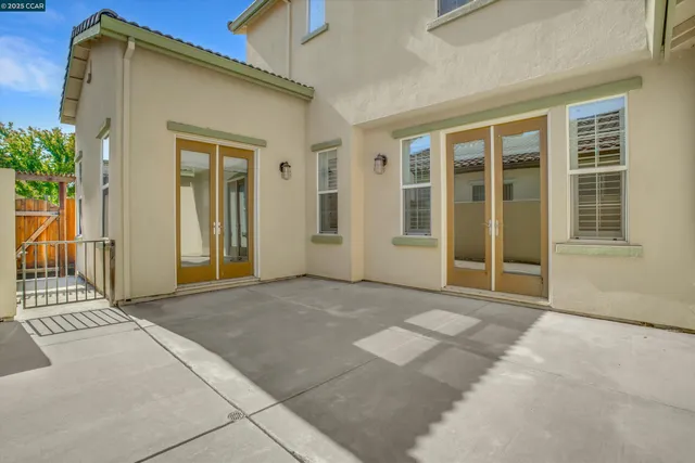 $579,000 | 1411 Granite Creek Drive, Patterson, CA 95363