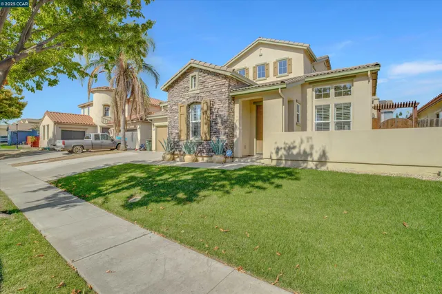 $579,000 | 1411 Granite Creek Drive, Patterson, CA 95363