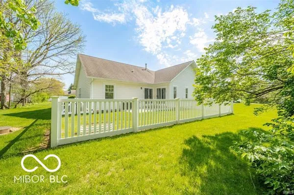 $277,900 | 4300 West Coyote Run Court, Muncie, IN 47304