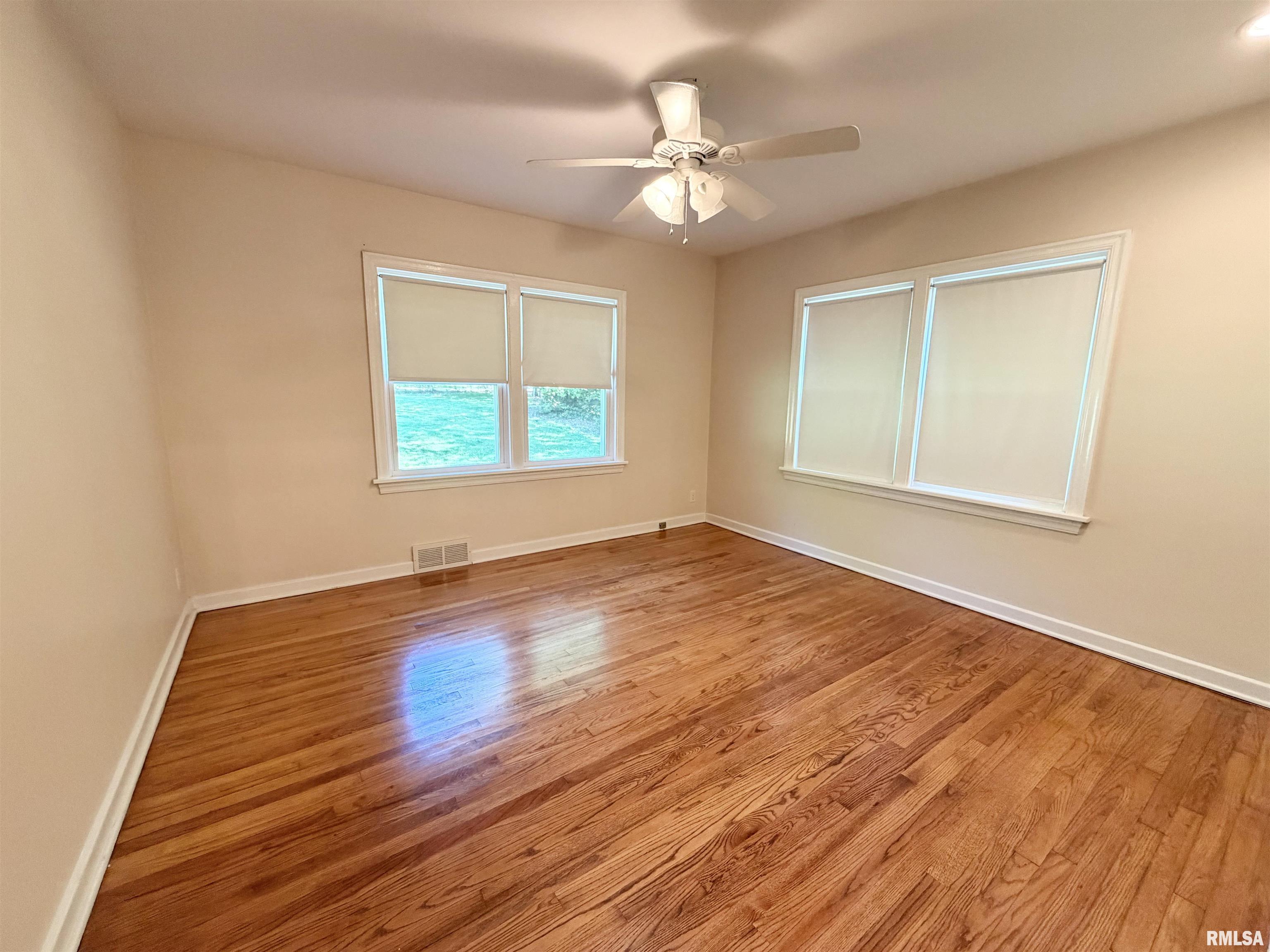 136 East Hazel Dell Lane Springfield, IL 62712 - Photo 20 of 37