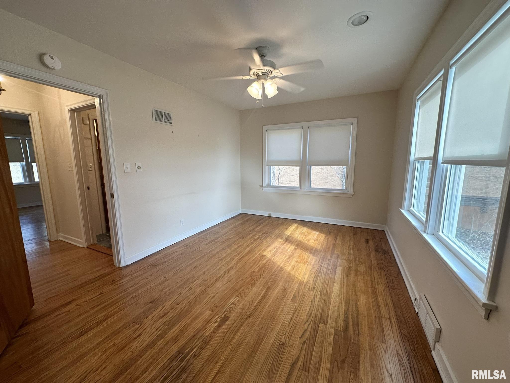 136 East Hazel Dell Lane Springfield, IL 62712 - Photo 27 of 35