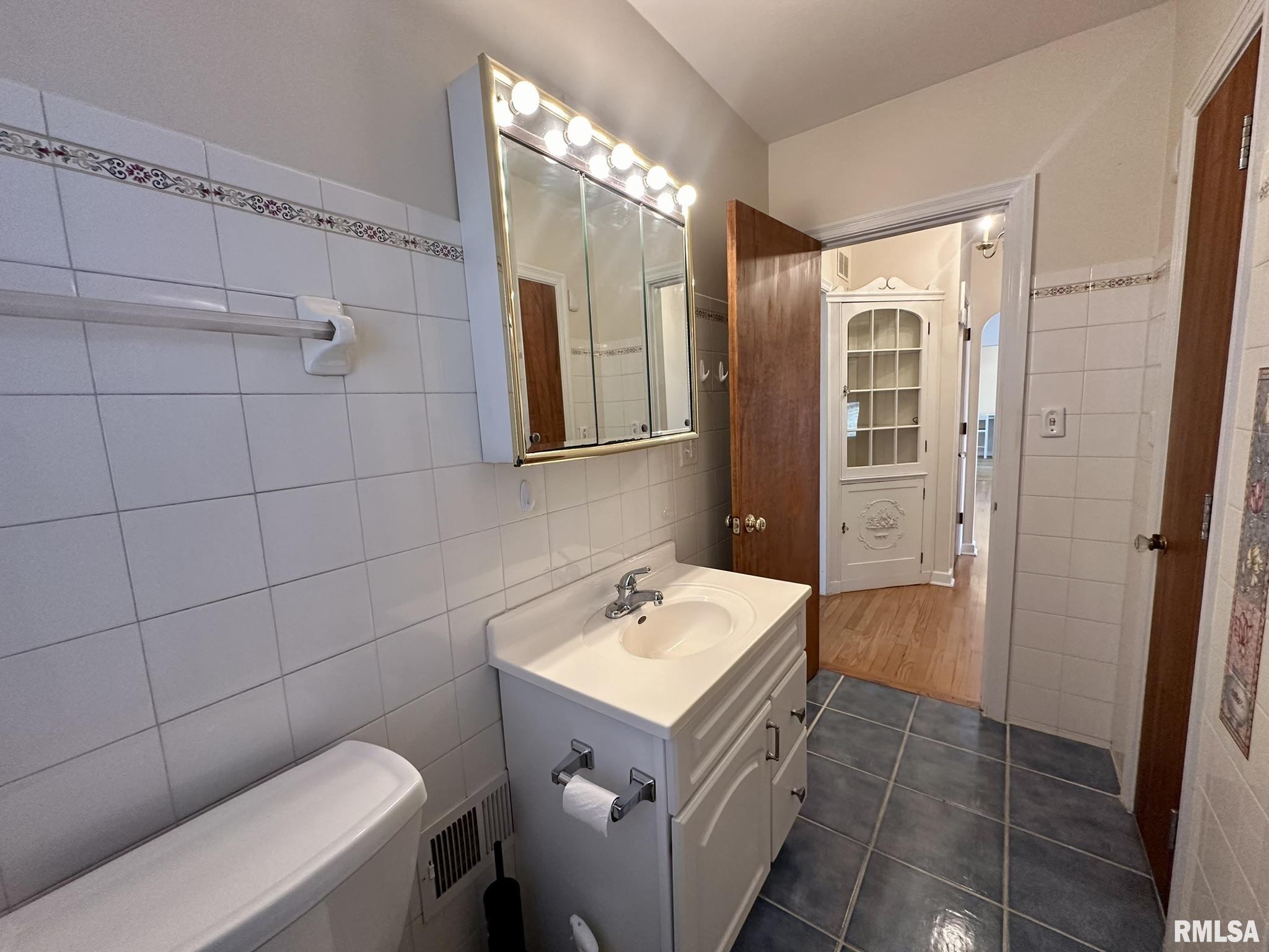 136 East Hazel Dell Lane Springfield, IL 62712 - Photo 30 of 35