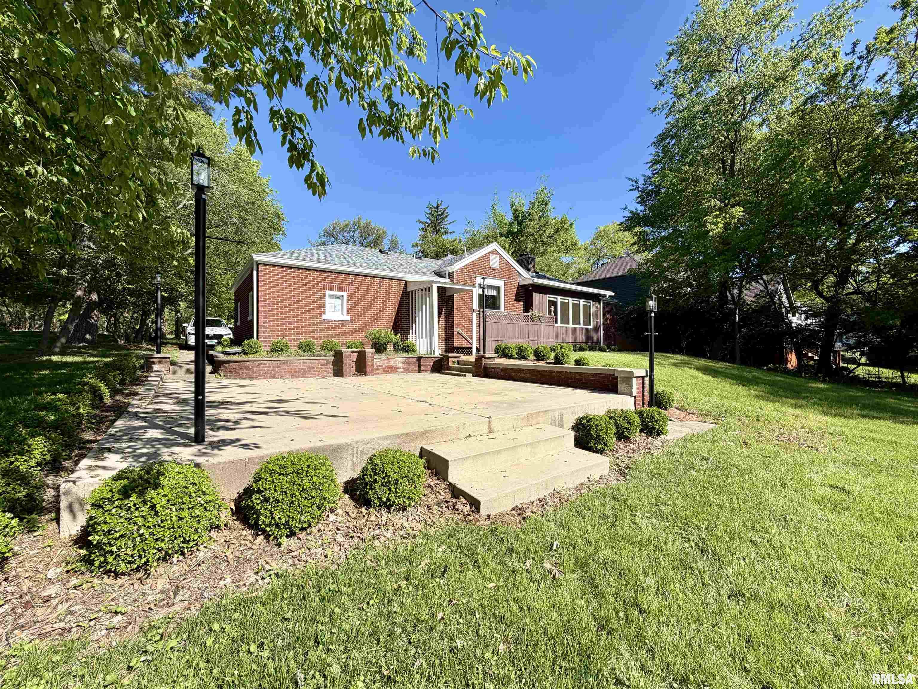 136 East Hazel Dell Lane Springfield, IL 62712 - Photo 34 of 37