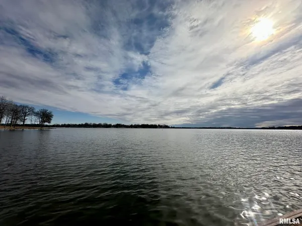 $2,600 | 136 East Hazel Dell Lane, Springfield, IL 62712