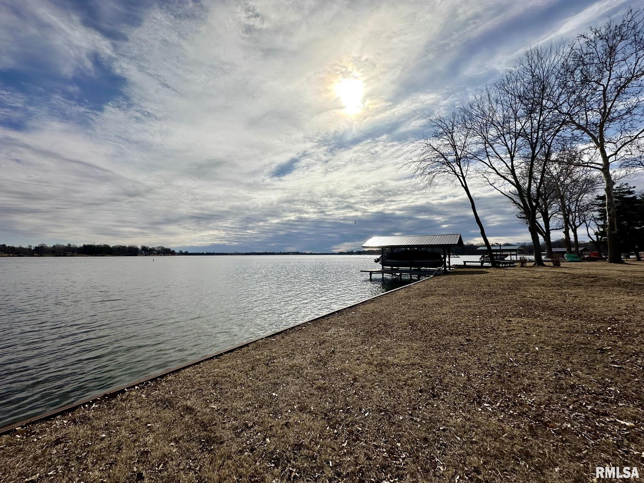 136 East Hazel Dell Lane Springfield, IL 62712 - Photo 5 of 35