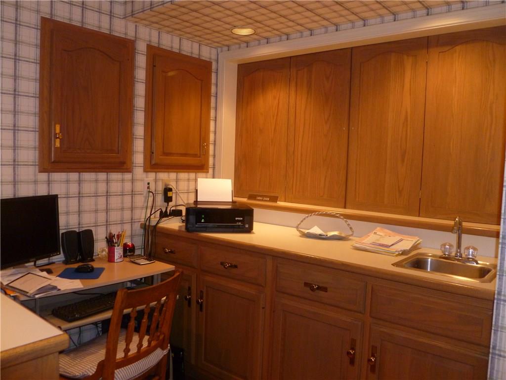 12219 Brompton Road Carmel, IN 46033 - Photo 13 of 24 Gallery Image 13