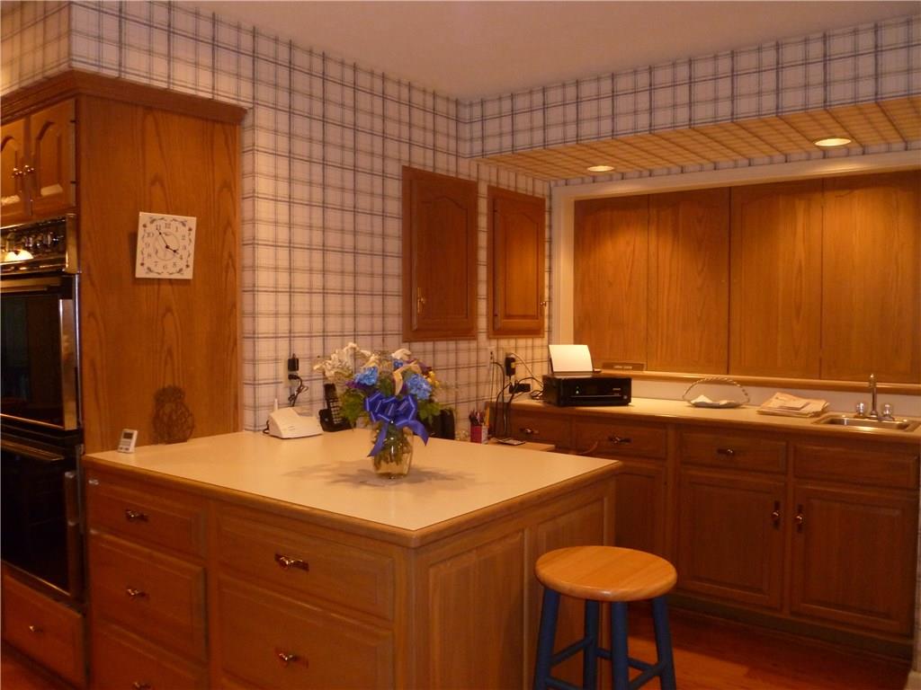 12219 Brompton Road Carmel, IN 46033 - Photo 14 of 24 Gallery Image 14