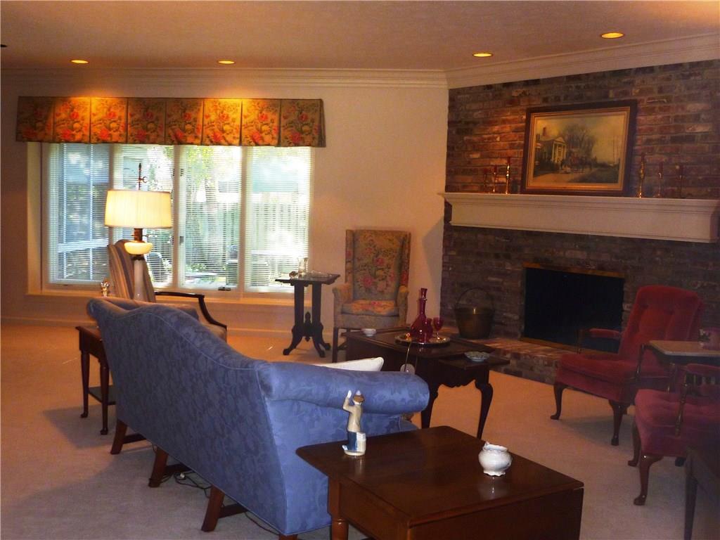 12219 Brompton Road Carmel, IN 46033 - Photo 4 of 24 Gallery Image 4