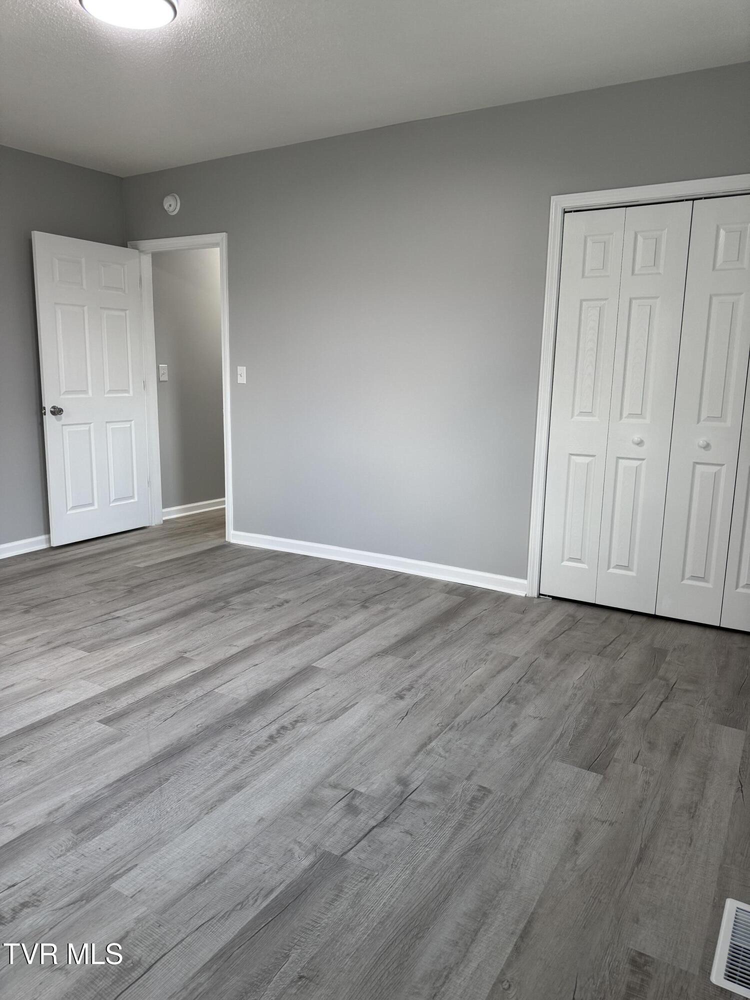 2140 Randolph Street Bristol, VA 24201 - Photo 16 of 24 IMG_0931