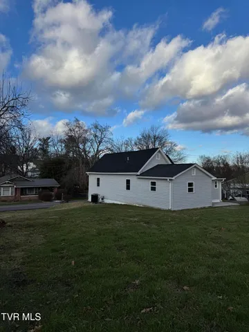 $234,900 | 2140 Randolph Street, Bristol, VA 24201