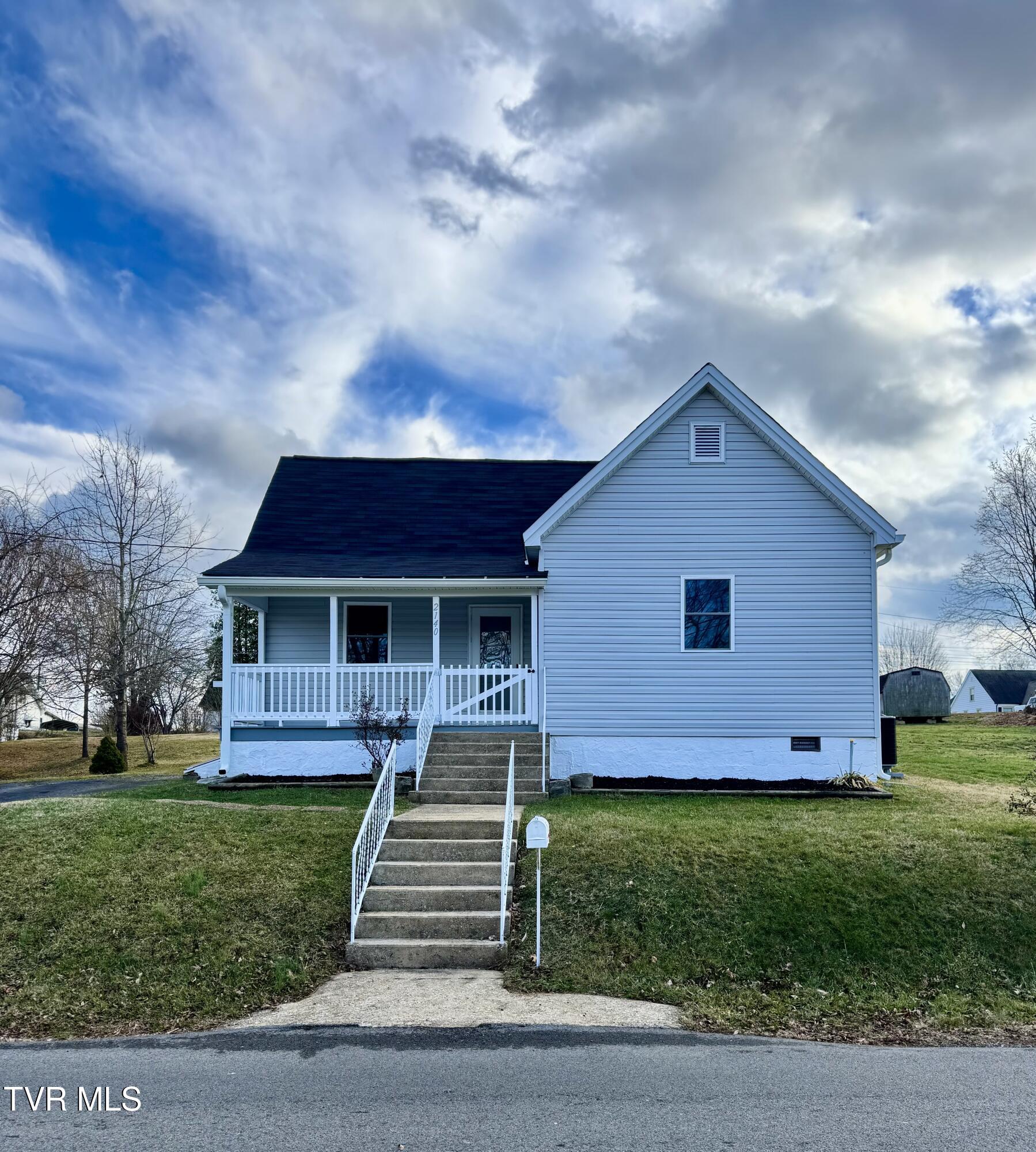 2140 Randolph Street Bristol, VA 24201 - Photo 24 of 24 IMG_0895