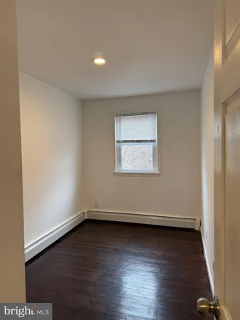 $1,350 | 720 Pine Street, Darby, PA 19023