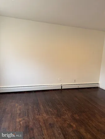 $1,350 | 720 Pine Street, Darby, PA 19023