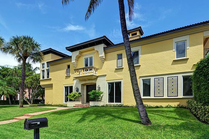 300 Southeast Spanish Trail Boca Raton, FL 33432 - Photo 1 of 32 MAIN EXTERIOR