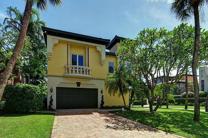 300 Southeast Spanish Trail Boca Raton, FL 33432 - Photo 32 of 32 SIDEVIEW 2