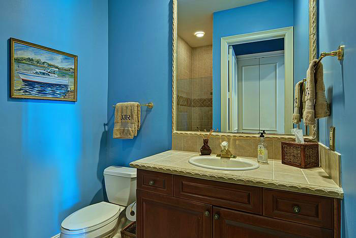 300 Southeast Spanish Trail Boca Raton, FL 33432 - Photo 9 of 32 LIBRARY BATHROOM