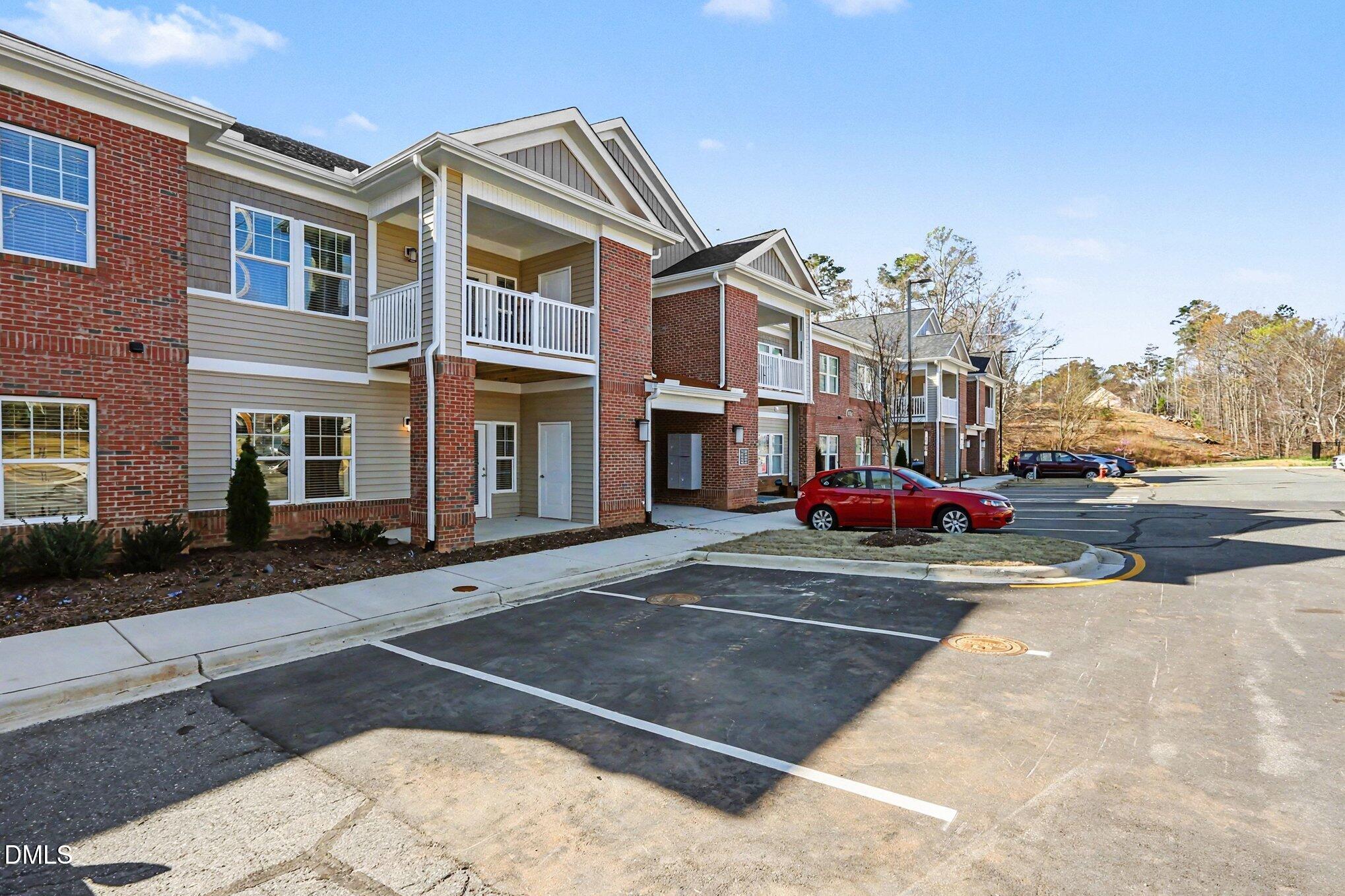 618 Weather Ridge Lane, Unit 28 Cary, NC 27513 - Photo 32 of 36 003_file_9280