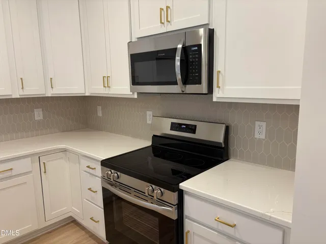 $379,320 | 618 Weather Ridge Lane, Unit 28, Cary, NC 27513