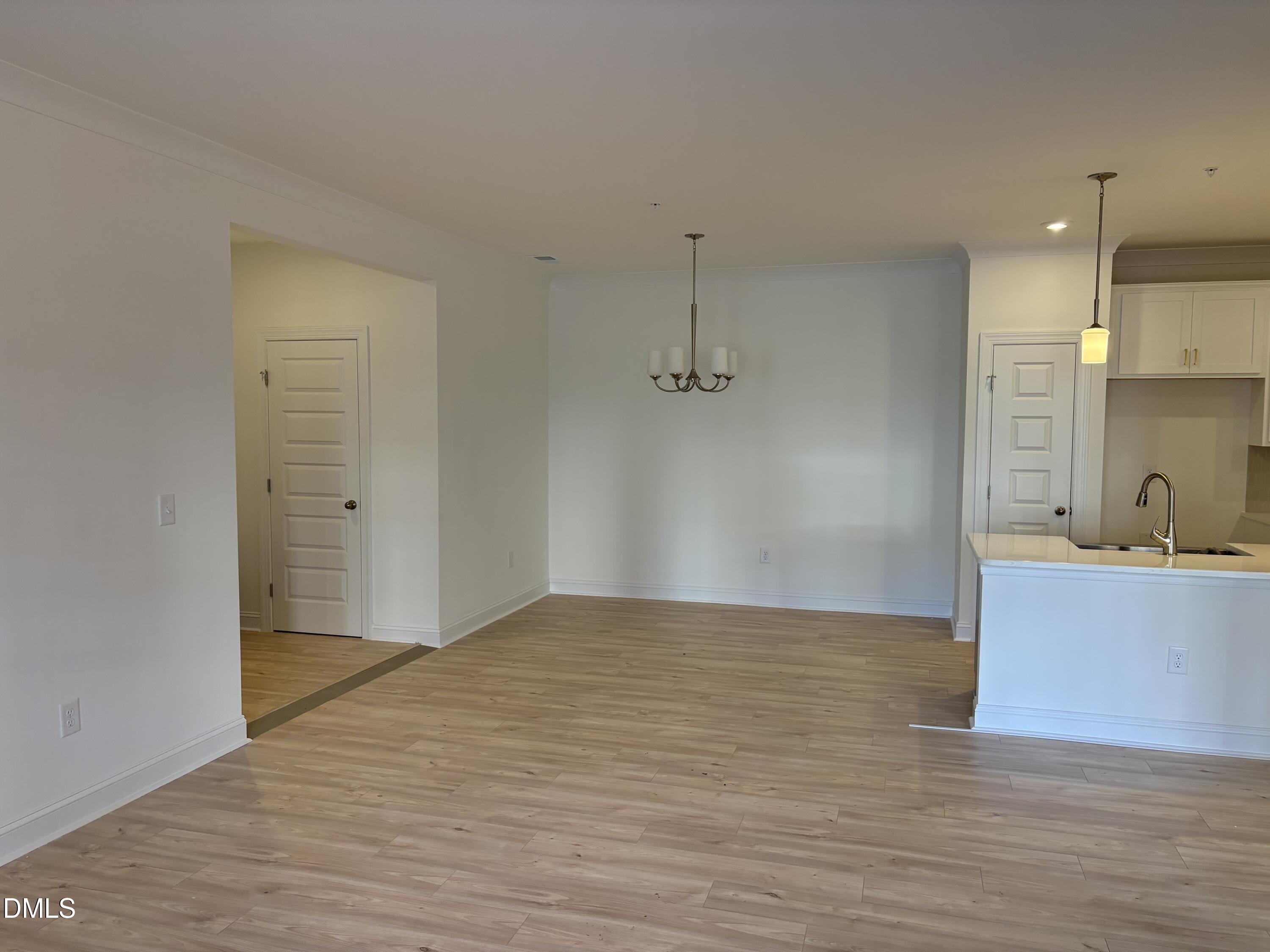 618 Weather Ridge Lane, Unit 28 Cary, NC 27513 - Photo 9 of 36 IMG_1487
