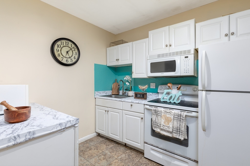 116 Spring Street, Unit A4 Boston, MA 02132 - Photo 8 of 15