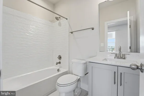 $3,975 | 116 Crown Street, Baltimore, MD 21230