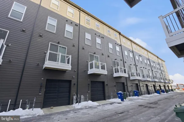 $3,975 | 116 Crown Street, Baltimore, MD 21230
