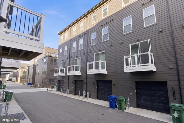 $3,975 | 116 Crown Street, Baltimore, MD 21230