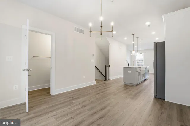 $4,200 | 116 Crown Street, Baltimore, MD 21230