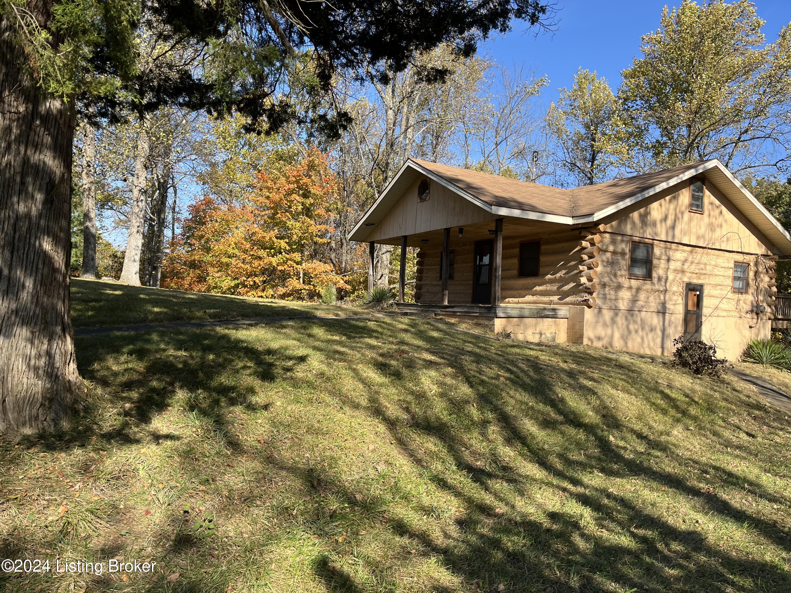 290 Lafollette Road New Haven, KY 40051 - Photo 2 of 31 IMG_5208