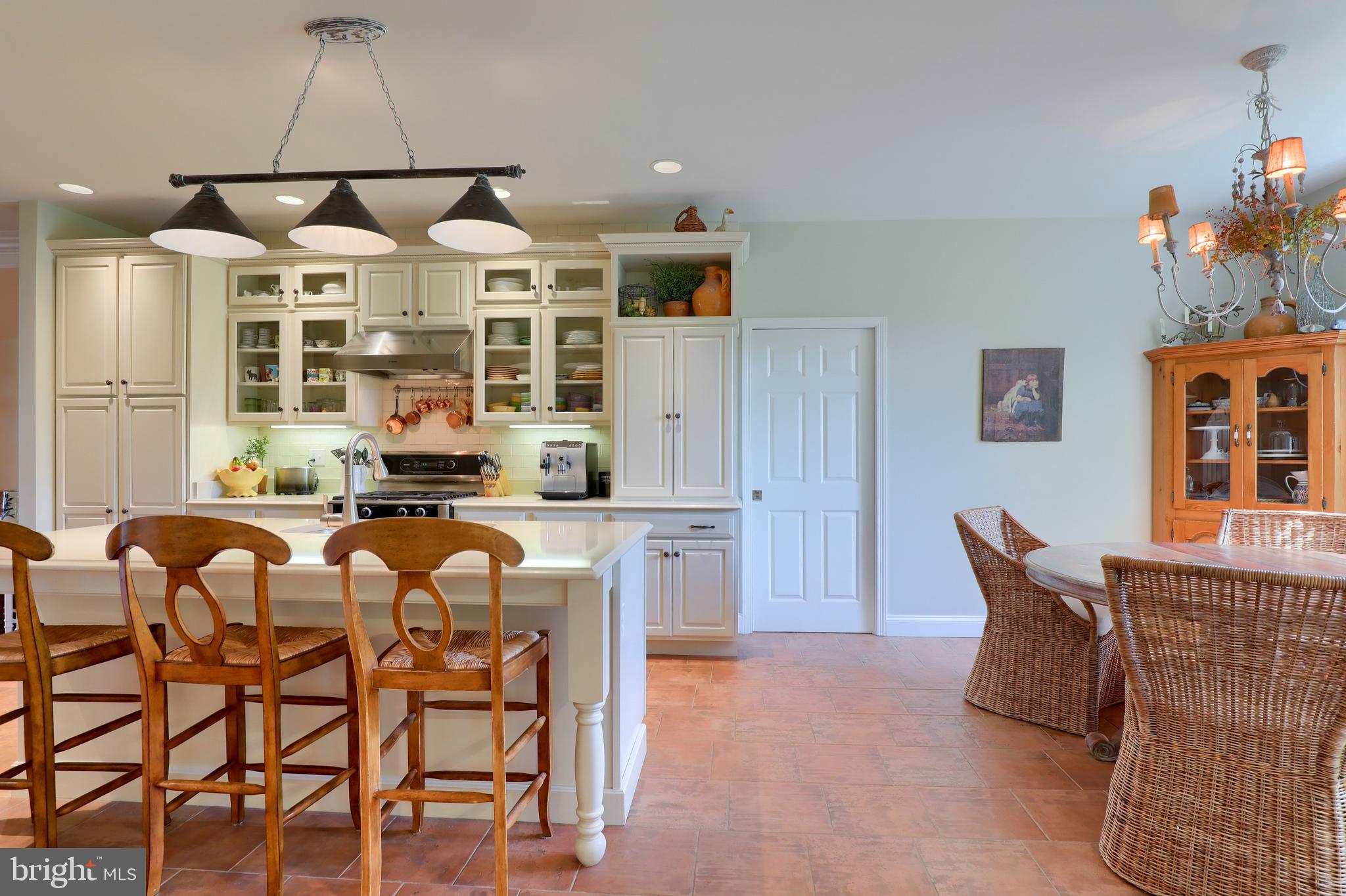669 Dorset Street Lititz, PA 17543 - Photo 12 of 49 Kitchen and Breakfast Area