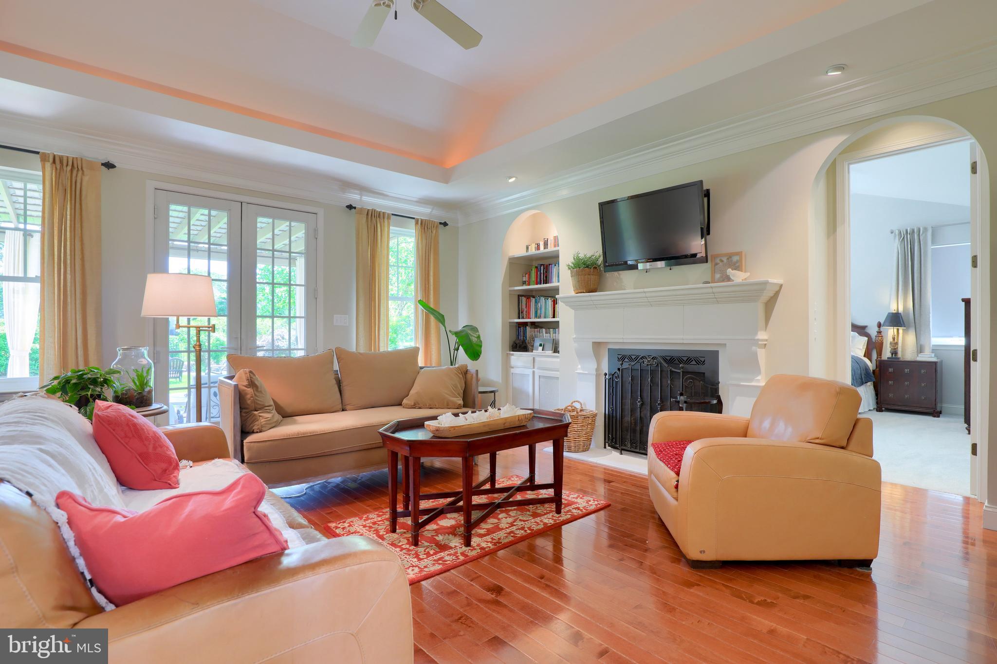 669 Dorset Street Lititz, PA 17543 - Photo 7 of 49 Living Room