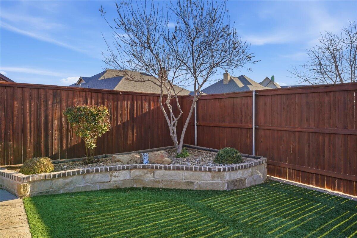 1202 North 14th Place Wolfforth, TX 79382 - Photo 66 of 75 a view of outdoor space and yard