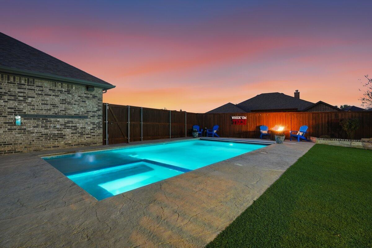 1202 North 14th Place Wolfforth, TX 79382 - Photo 71 of 75 a view of outdoor space and yard