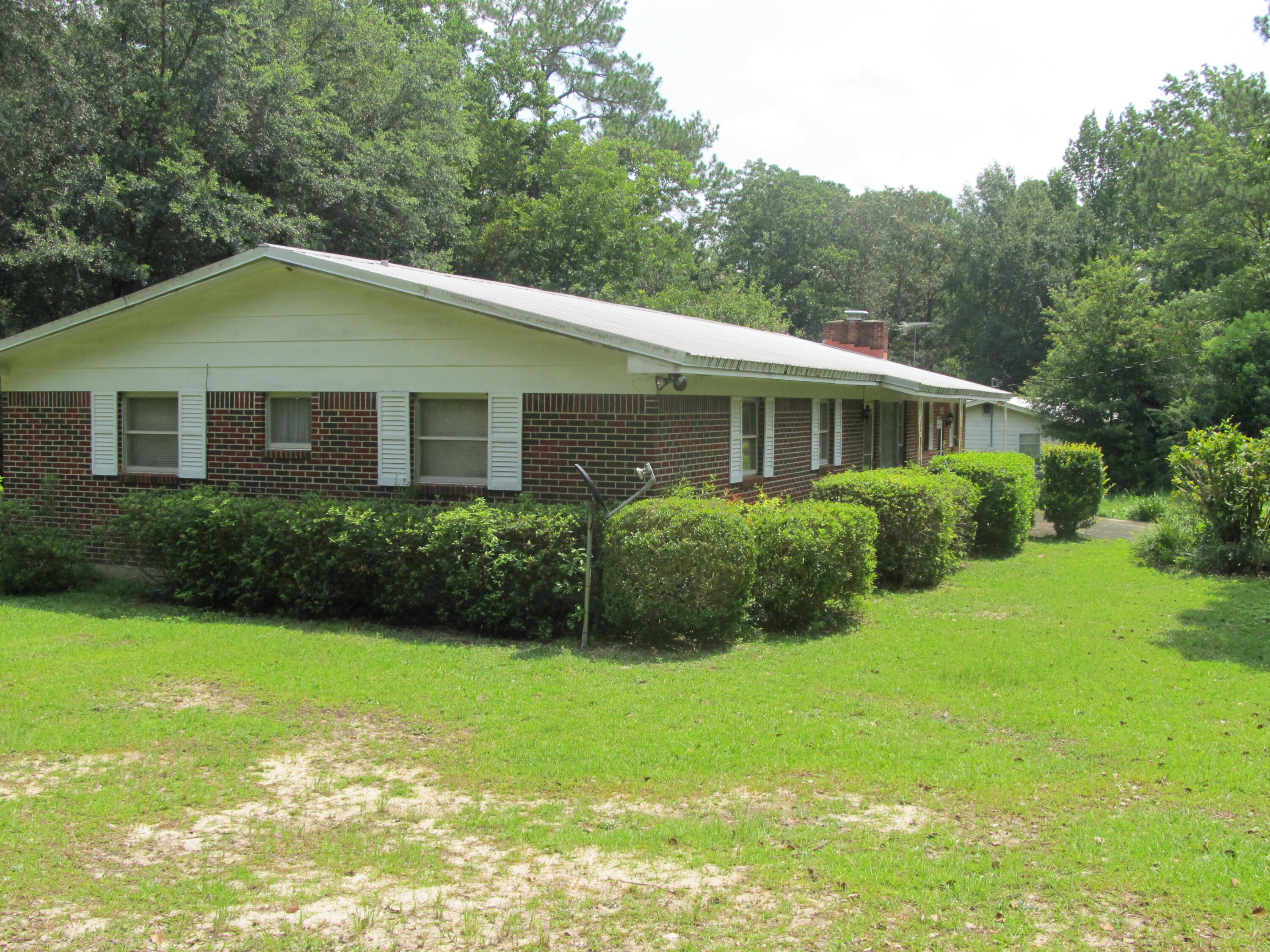 2684 Bob Sikes Road DeFuniak Springs, FL 32435 - Photo 4 of 34 IMG_1940