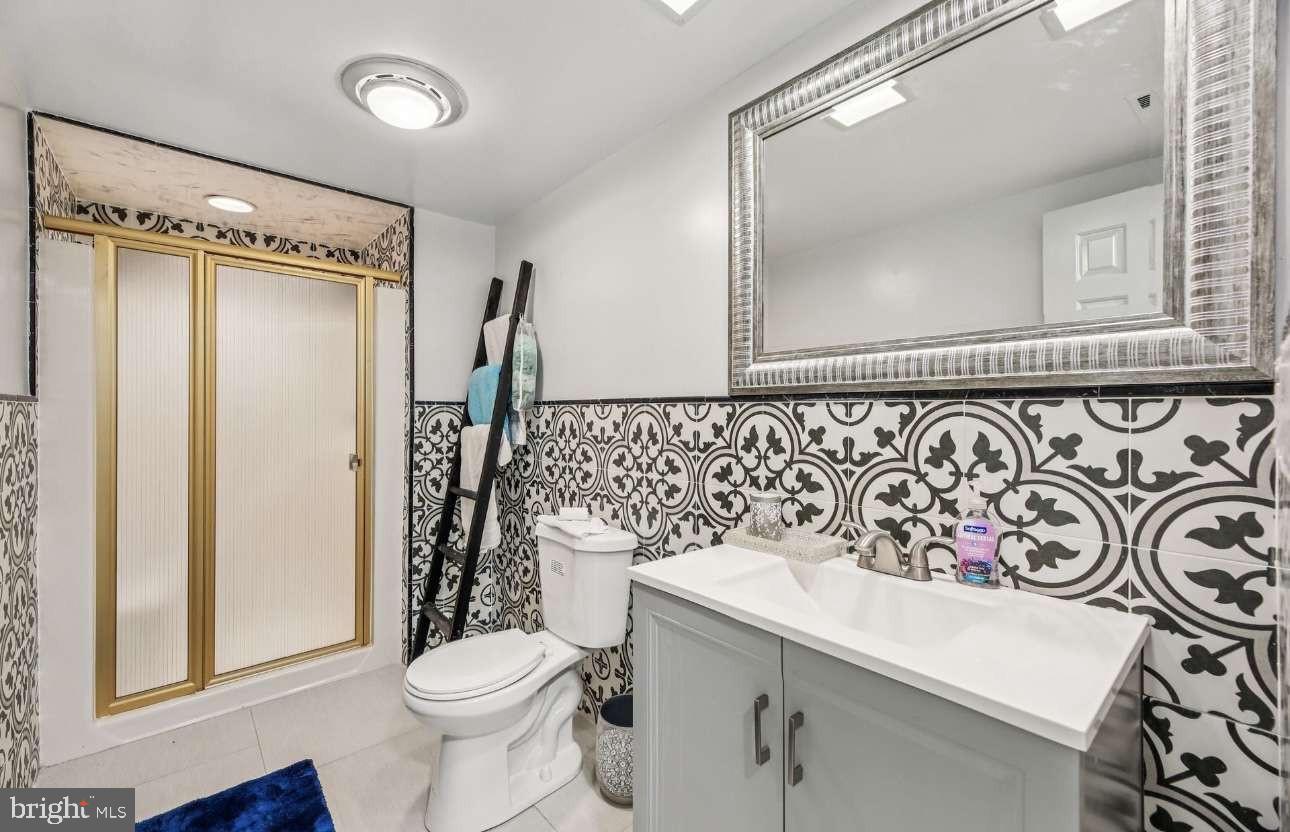 10900 Tara Road Rockville, MD 20854 - Photo 28 of 38