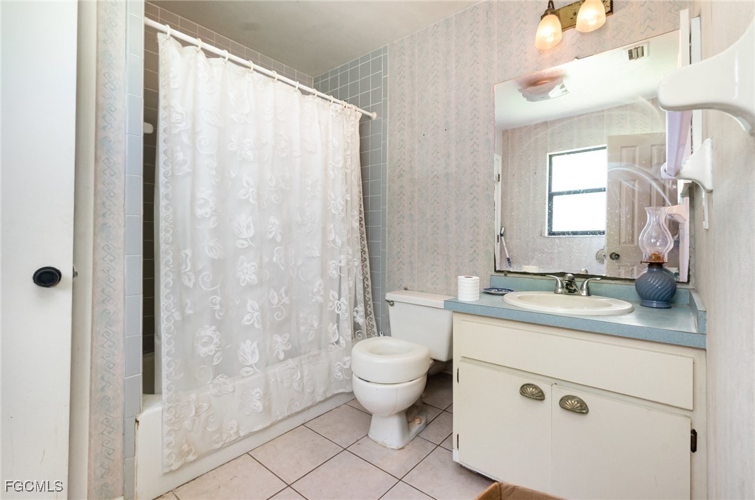 19201 Matt Road North Fort Myers, FL 33917 - Photo 11 of 32
