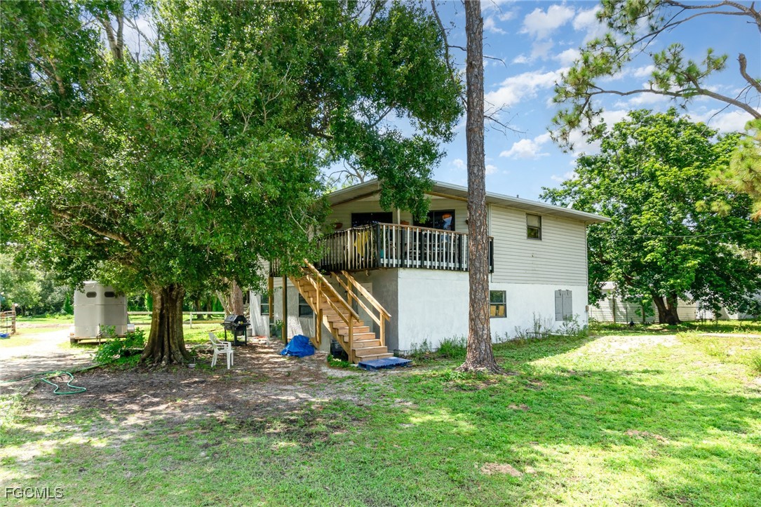 19201 Matt Road North Fort Myers, FL 33917 - Photo 3 of 32