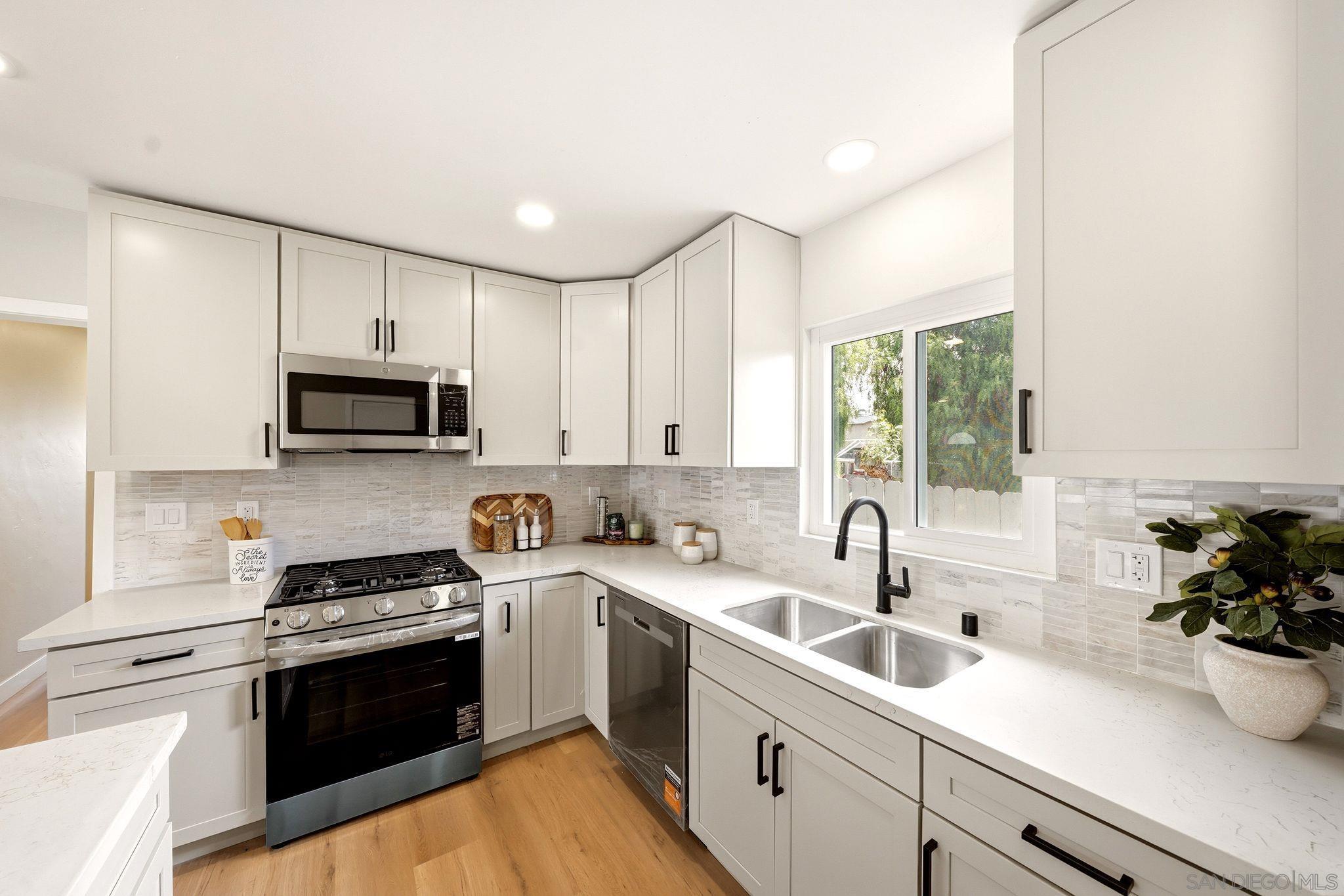 3653 South Barcelona Street Spring Valley, CA 91977 - Photo 9 of 56 Gallery Image 9