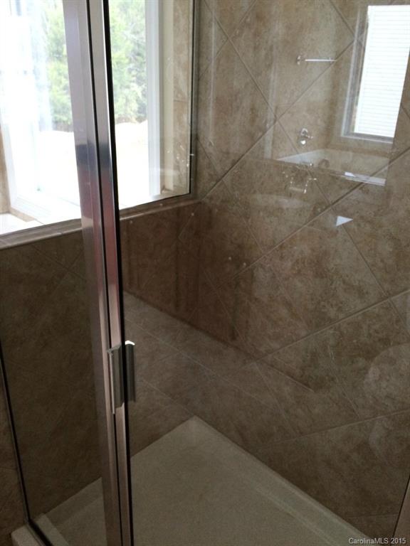 6113 Castlecove Road, Unit 66 Charlotte, NC 28278 - Photo 16 of 23 Gallery Image 16