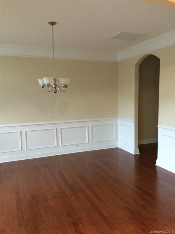 6113 Castlecove Road, Unit 66 Charlotte, NC 28278 - Photo 3 of 23 Gallery Image 3